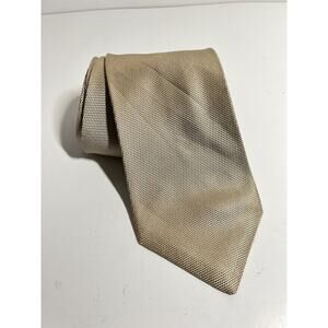 Gucci EUC Classic Gold Print 100% Silk Tie 58" x 3.75"